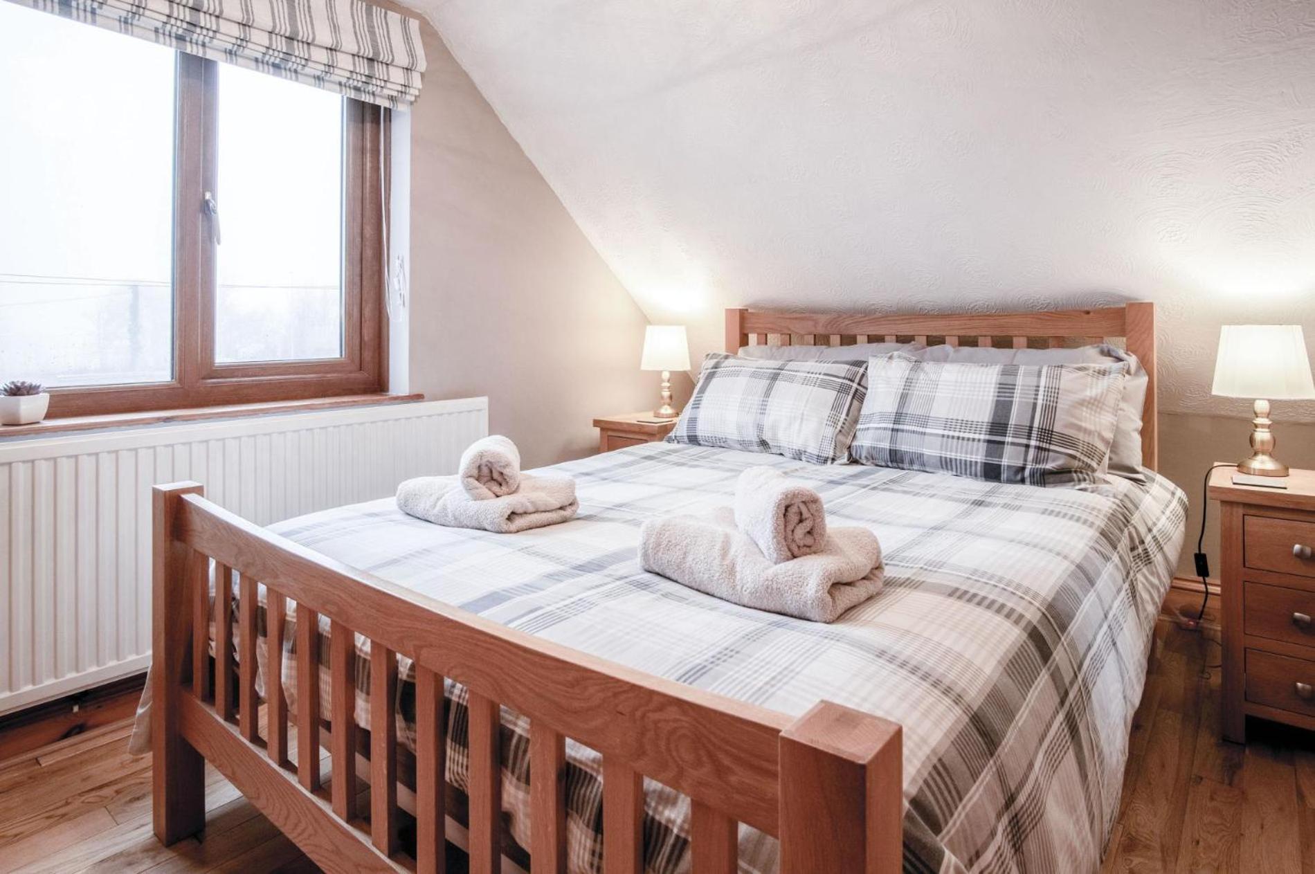 The Brambles - 2 Bedroom Cottage - Llanteg المظهر الخارجي الصورة