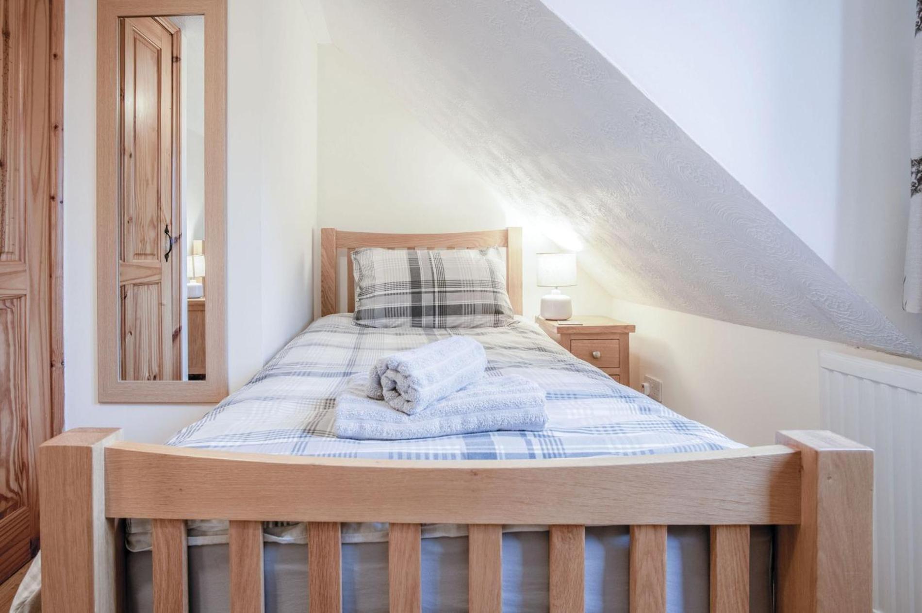 The Brambles - 2 Bedroom Cottage - Llanteg المظهر الخارجي الصورة
