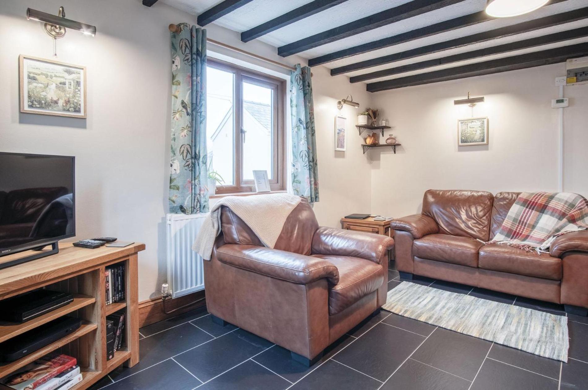 The Brambles - 2 Bedroom Cottage - Llanteg المظهر الخارجي الصورة